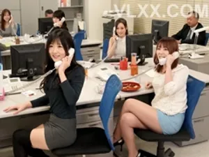 đang thất vọng trước anh Anh xã “yếu” thì Người vợ nhận được cuộc gọi từ nyc